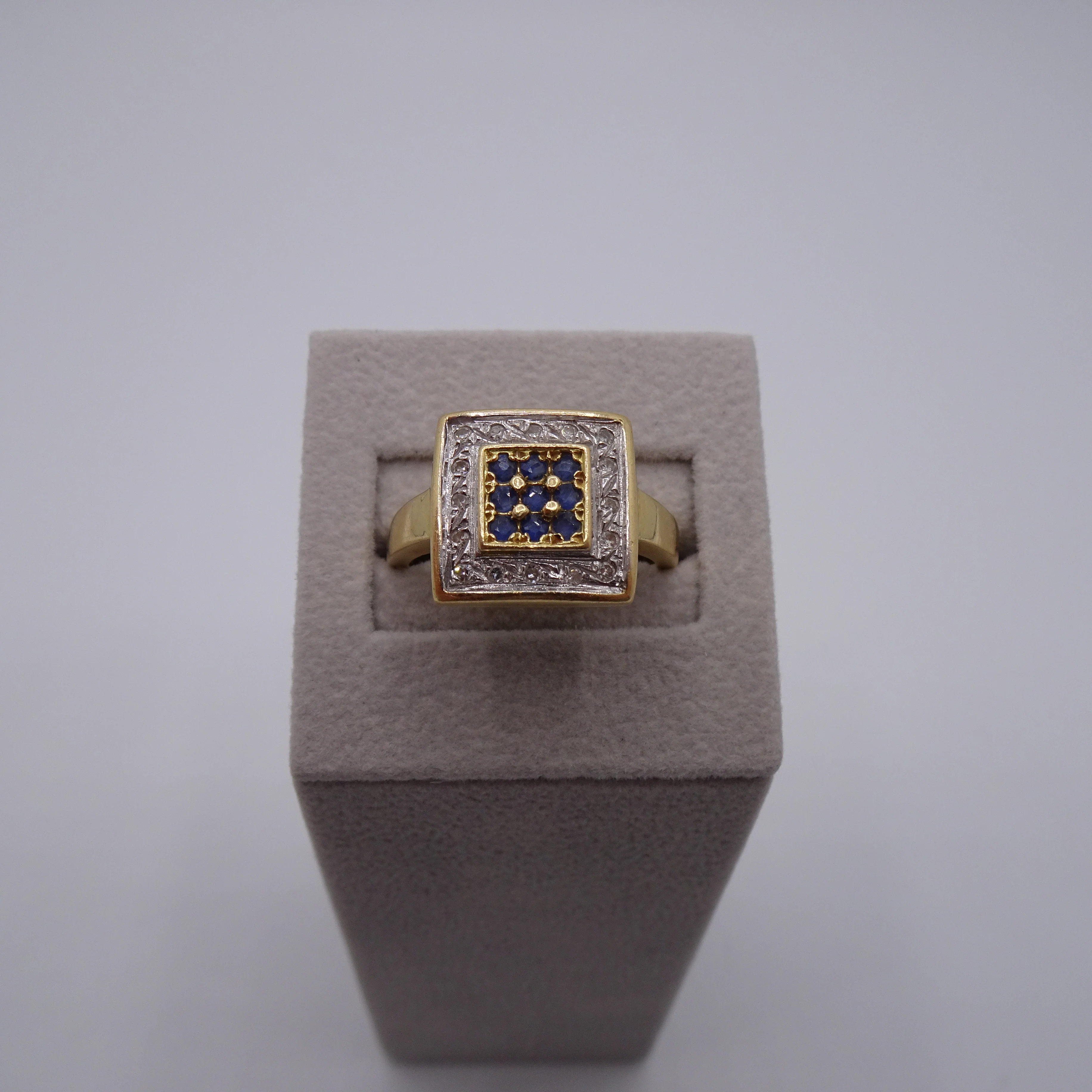 Miniature 4