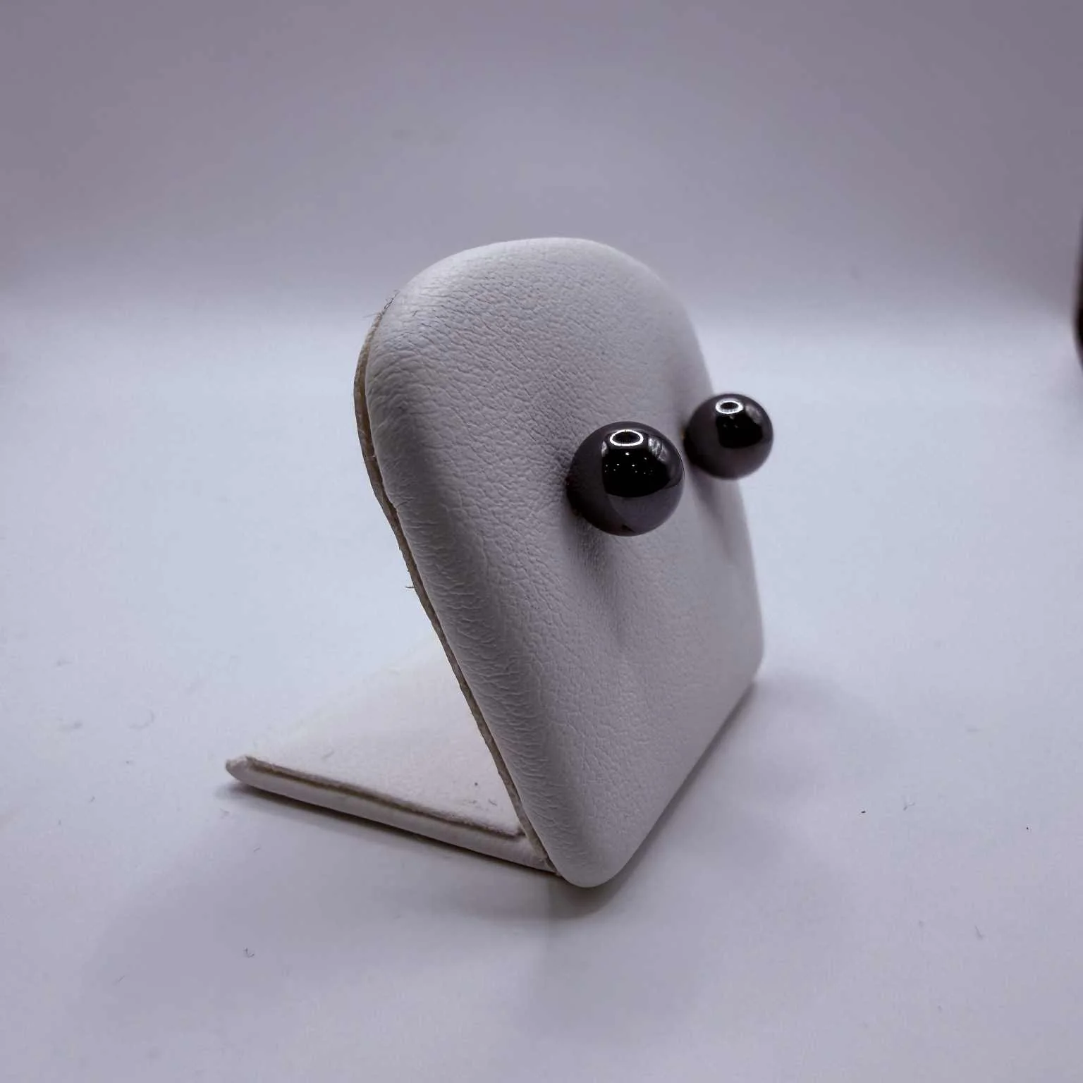 Miniature 4